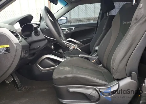 2016 Hyundai Veloster z USA, uszkodzony, nr VIN KMHTC6AD1GU257515